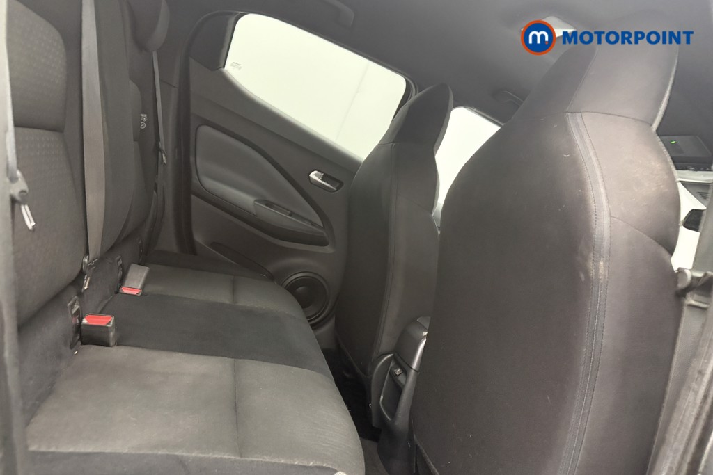 Nissan Juke N-Connecta Manual Petrol SUV - Stock Number (1647383) - 9th supplementary image
