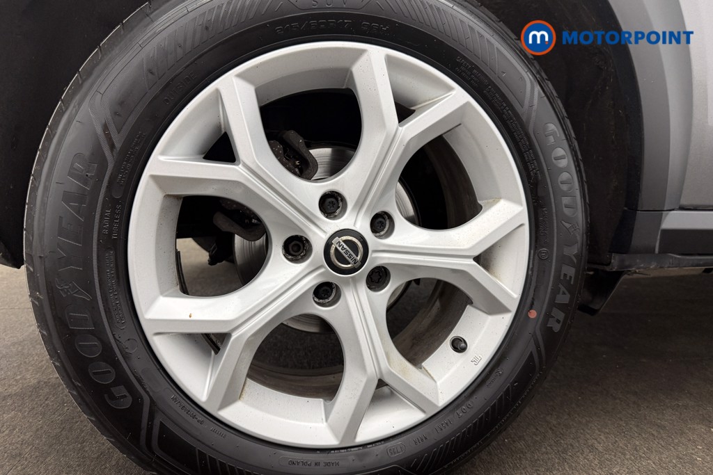 Nissan Juke N-Connecta Manual Petrol SUV - Stock Number (1647383) - 10th supplementary image