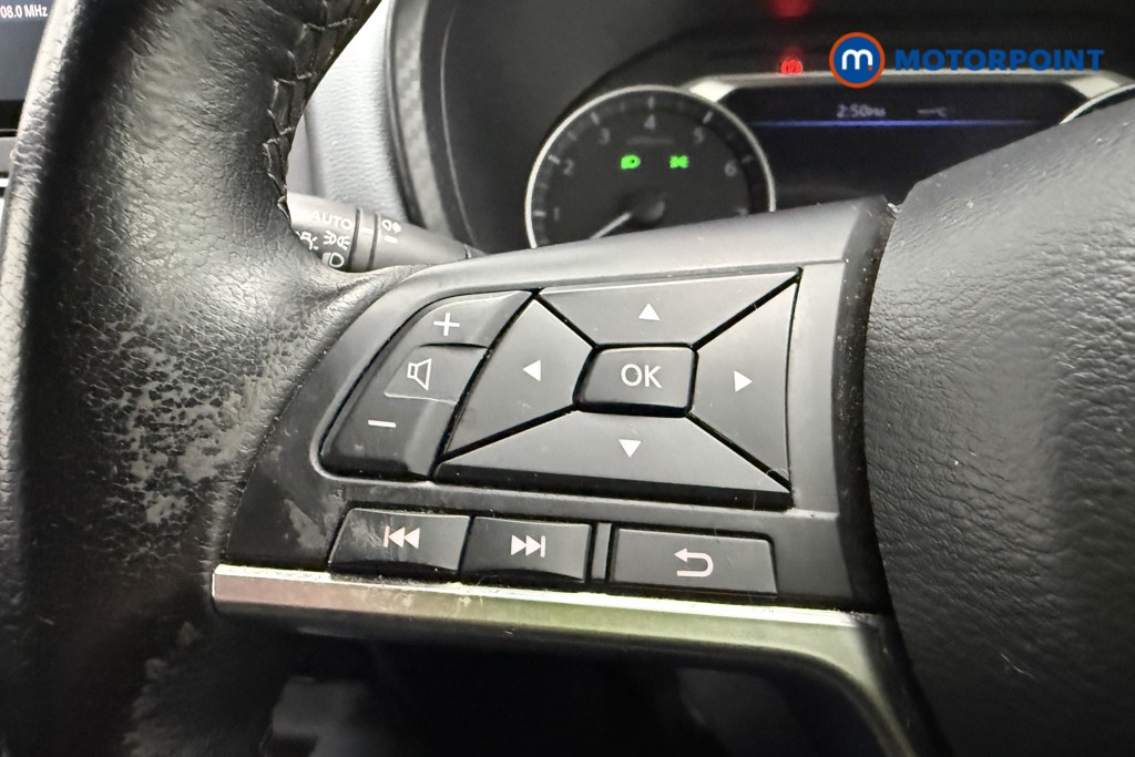 Nissan Juke N-Connecta Manual Petrol SUV - Stock Number (1647383) - 14th supplementary image