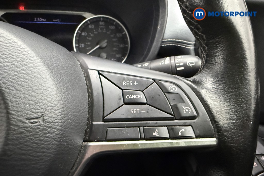 Nissan Juke N-Connecta Manual Petrol SUV - Stock Number (1647383) - 15th supplementary image
