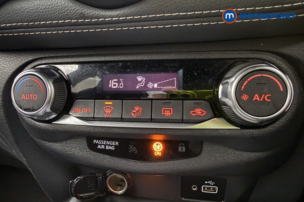 Nissan Juke N-Connecta Manual Petrol SUV - Stock Number (1647383) - 16th supplementary image