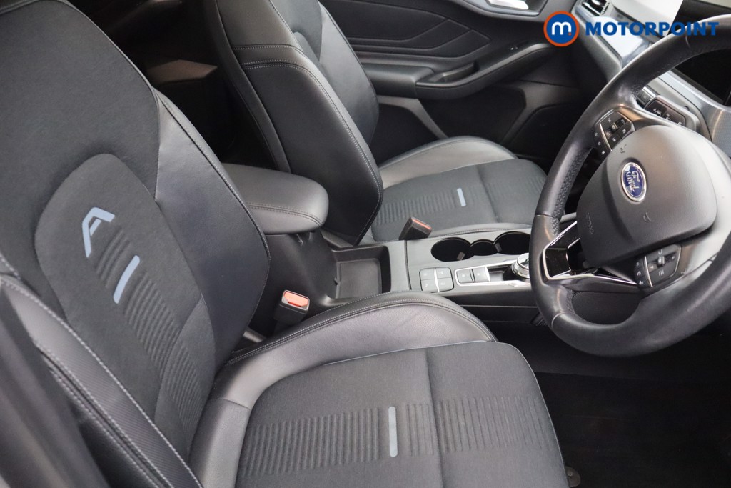 Ford Focus Active X Automatic Diesel Hatchback - Stock Number (1647746) - 12th supplementary image