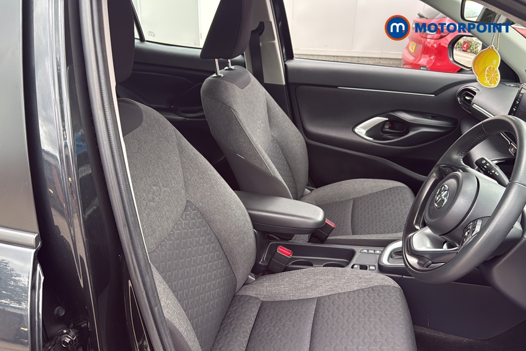 Toyota Yaris Cross Icon Automatic Petrol-Electric Hybrid Estate - Stock Number (1647868) - 22nd supplementary image