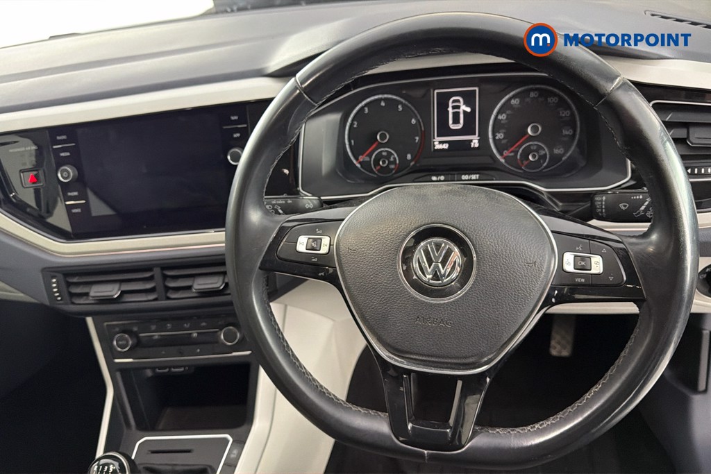 Volkswagen Polo SEL Manual Petrol Hatchback - Stock Number (1647916) - 2nd supplementary image
