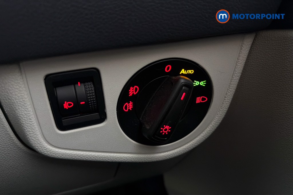 Volkswagen Polo SEL Manual Petrol Hatchback - Stock Number (1647916) - 18th supplementary image