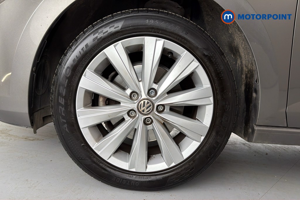 Volkswagen Polo SEL Manual Petrol Hatchback - Stock Number (1647916) - 47th supplementary image