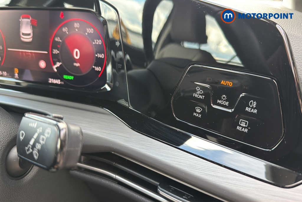 Volkswagen Golf Style Automatic Petrol Plug-In Hybrid Hatchback - Stock Number (1648053) - 11th supplementary image