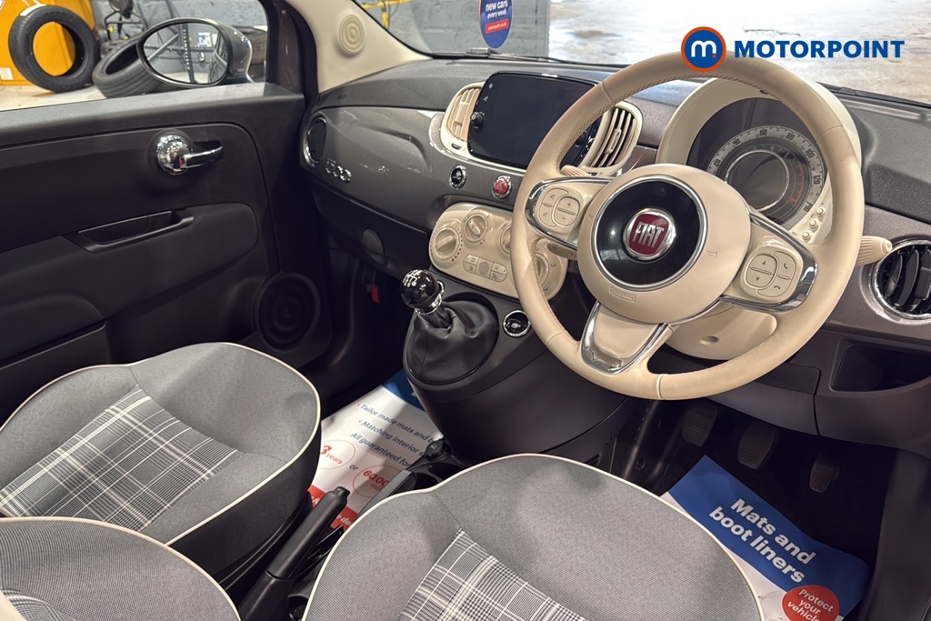 Fiat 500 Lounge Manual Petrol Hatchback - Stock Number (1648097) - 1st supplementary image