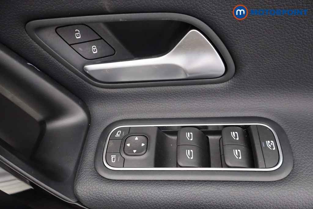 Mercedes-Benz A Class SE Manual Petrol Hatchback - Stock Number (1648098) - 9th supplementary image