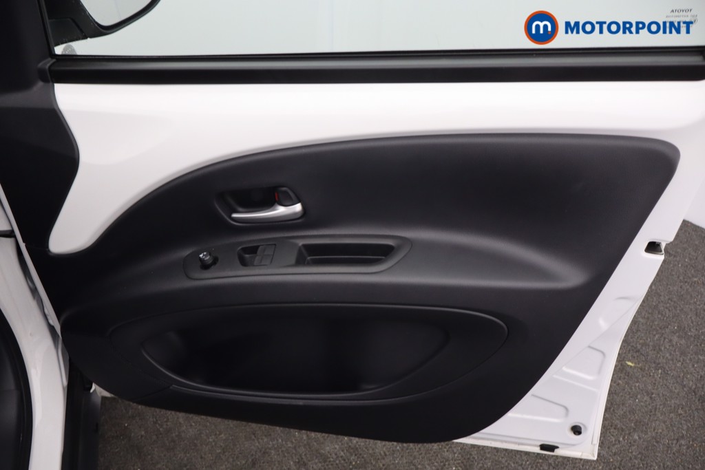 Toyota Aygo X Edge Manual Petrol Hatchback - Stock Number (1648308) - 9th supplementary image