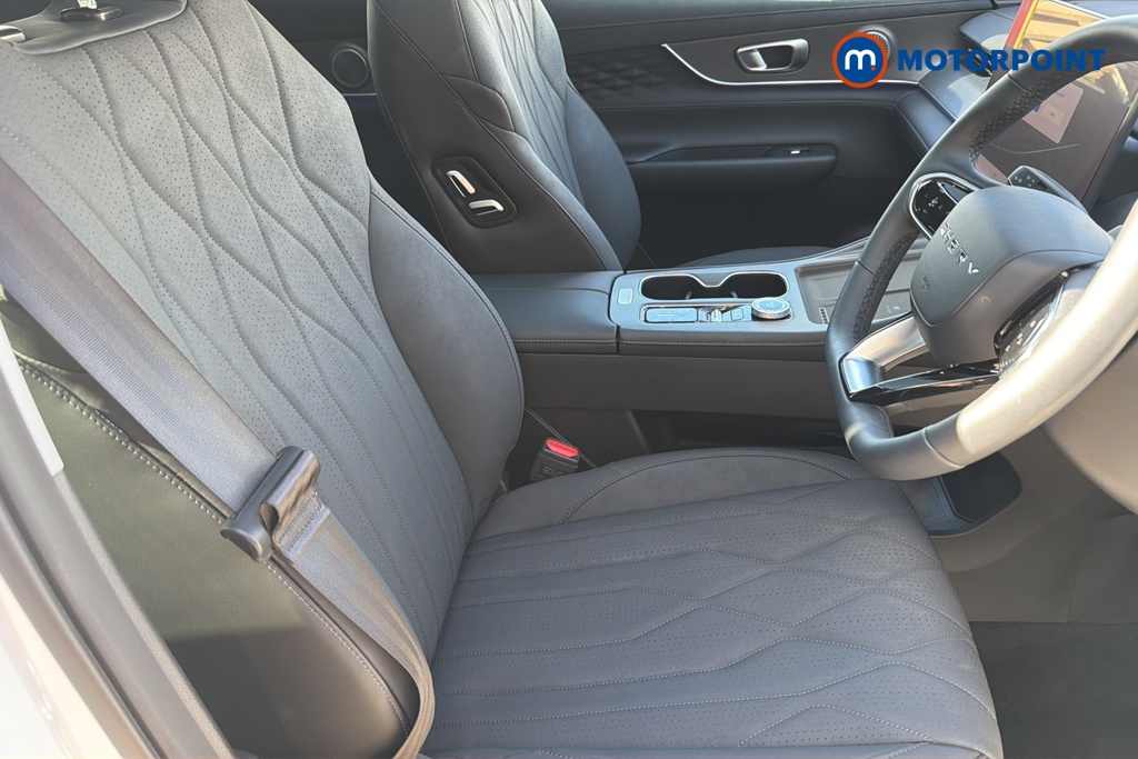 Chery Tiggo 8 Summit Automatic Petrol SUV - Stock Number (1648360) - 22nd supplementary image