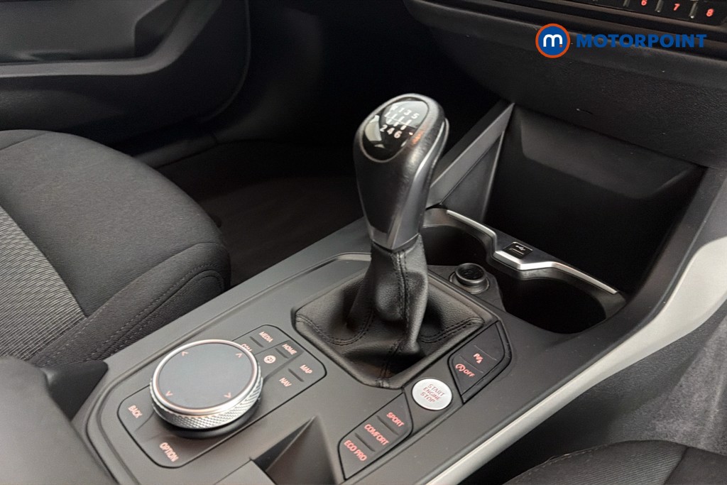 BMW 1 Series SE Manual Petrol Hatchback - Stock Number (1648564) - 15th supplementary image