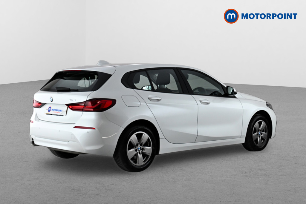 BMW 1 Series SE Manual Petrol Hatchback - Stock Number (1648564) - Drivers side rear corner