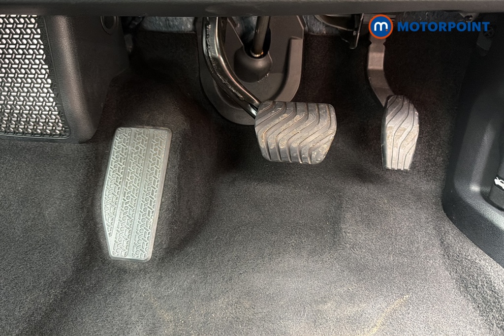 Nissan Ariya Advance Automatic Electric SUV - Stock Number (1648589) - 24th supplementary image