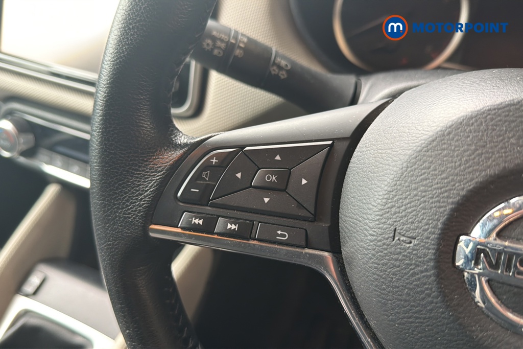 Nissan Micra N-Connecta Manual Petrol Hatchback - Stock Number (1648902) - 4th supplementary image