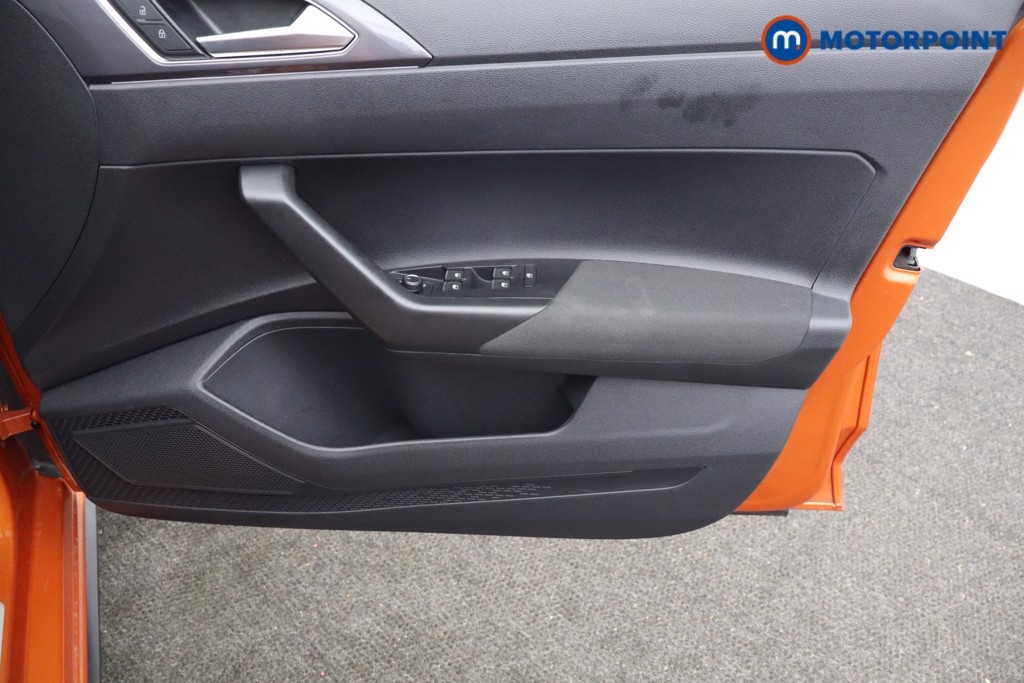 Volkswagen Polo R-Line Manual Petrol Hatchback - Stock Number (1648984) - 9th supplementary image