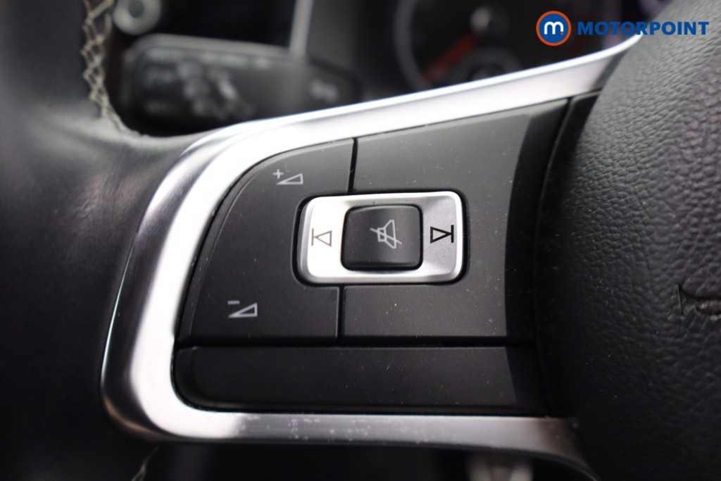 Volkswagen Polo R-Line Manual Petrol Hatchback - Stock Number (1648984) - 15th supplementary image