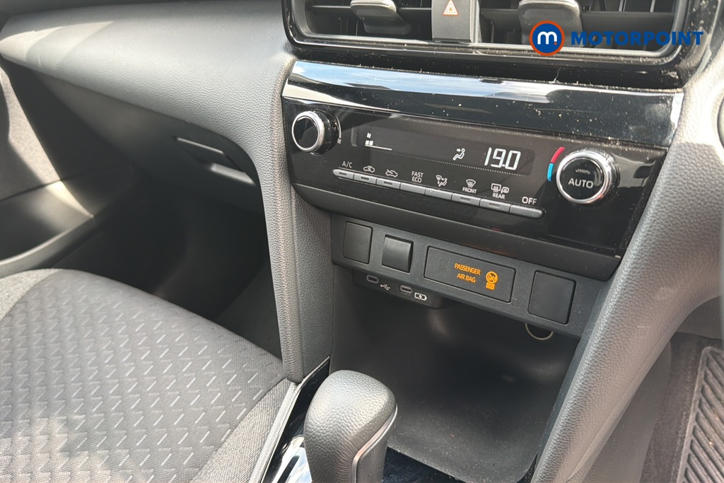 Toyota Yaris Cross Design Automatic Petrol-Electric Hybrid Estate - Stock Number (1649041) - 12th supplementary image