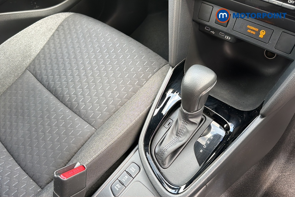 Toyota Yaris Cross Design Automatic Petrol-Electric Hybrid Estate - Stock Number (1649041) - 15th supplementary image