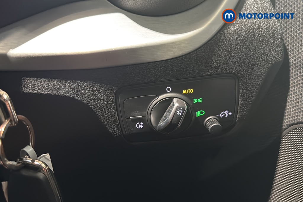 Audi Q2 Black Edition Automatic Petrol SUV - Stock Number (1649399) - 11th supplementary image