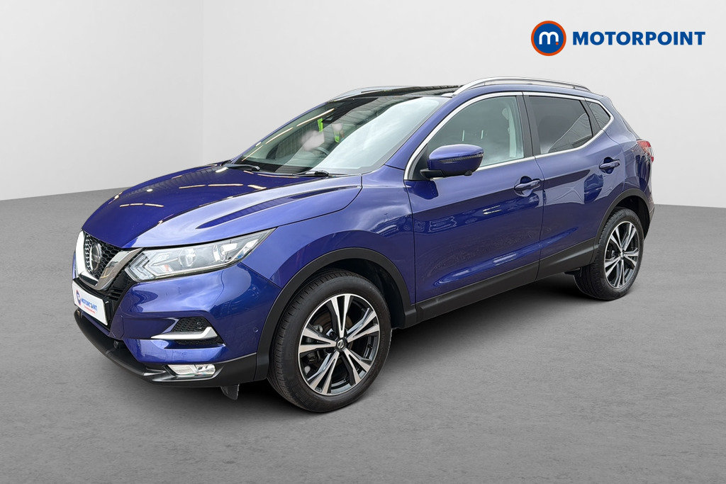 Nissan Qashqai N-Connecta Manual Petrol SUV - Stock Number (1649444) - Passenger side front corner