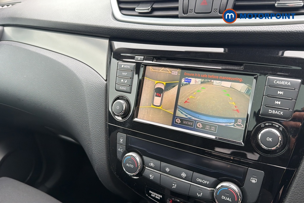 Nissan Qashqai N-Connecta Manual Petrol SUV - Stock Number (1649444) - 13th supplementary image
