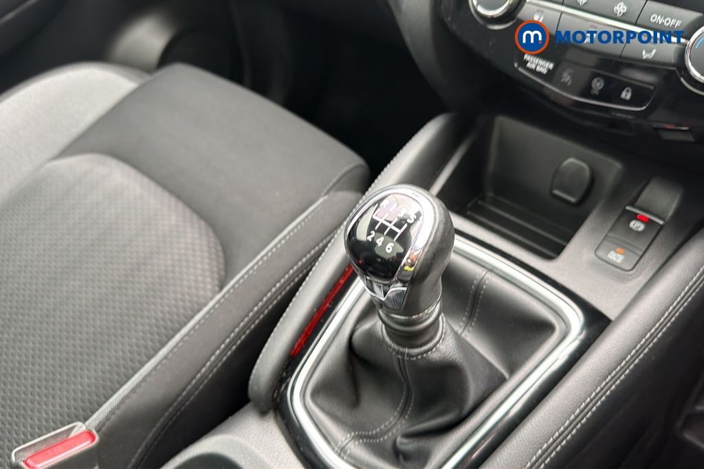Nissan Qashqai N-Connecta Manual Petrol SUV - Stock Number (1649444) - 15th supplementary image