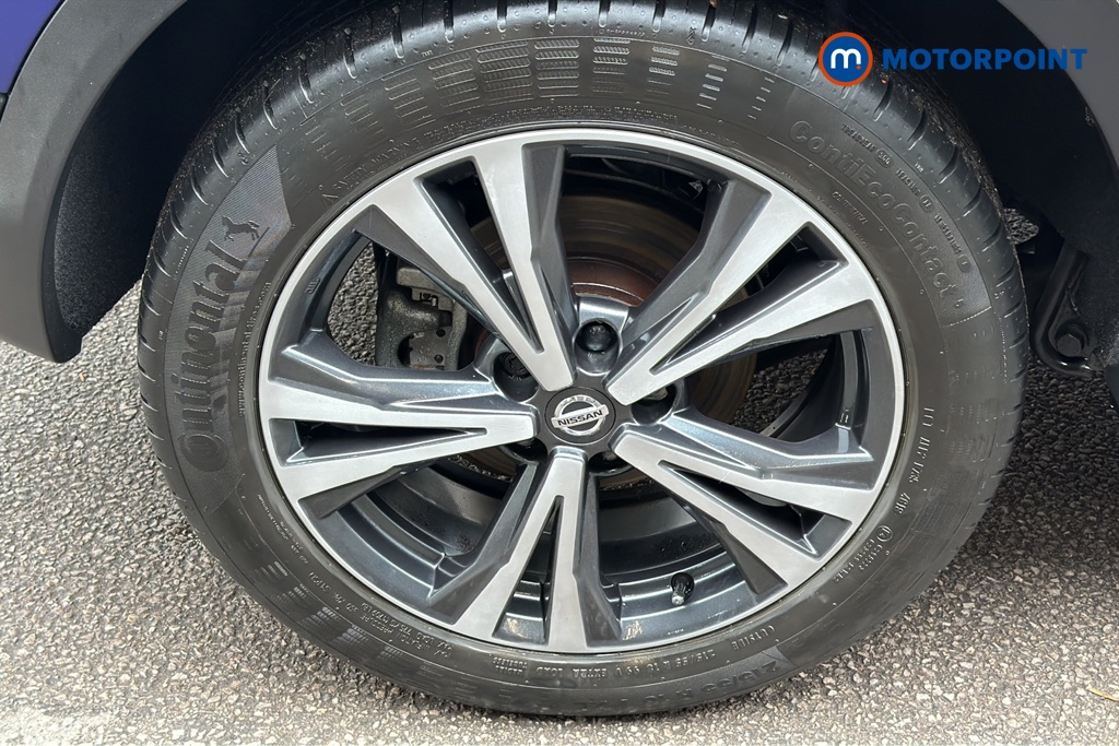 Nissan Qashqai N-Connecta Manual Petrol SUV - Stock Number (1649444) - 46th supplementary image