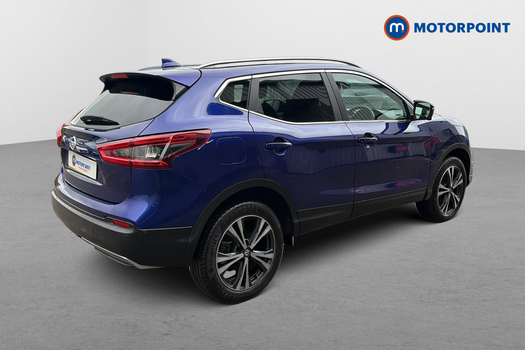 Nissan Qashqai N-Connecta Manual Petrol SUV - Stock Number (1649444) - Passenger side rear corner
