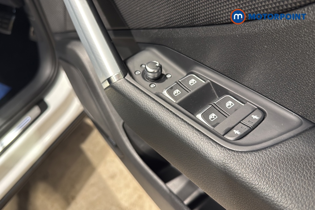 Audi Q2 Black Edition Automatic Petrol SUV - Stock Number (1649544) - 19th supplementary image