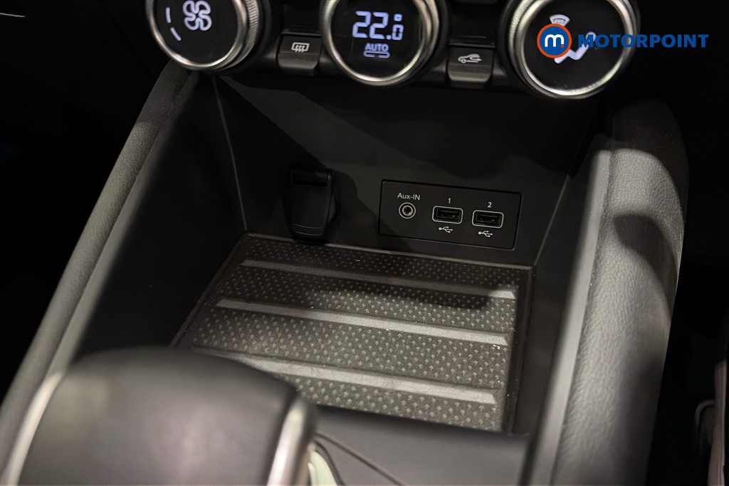 Renault Captur S Edition Automatic Petrol SUV - Stock Number (1615243) - 17th supplementary image