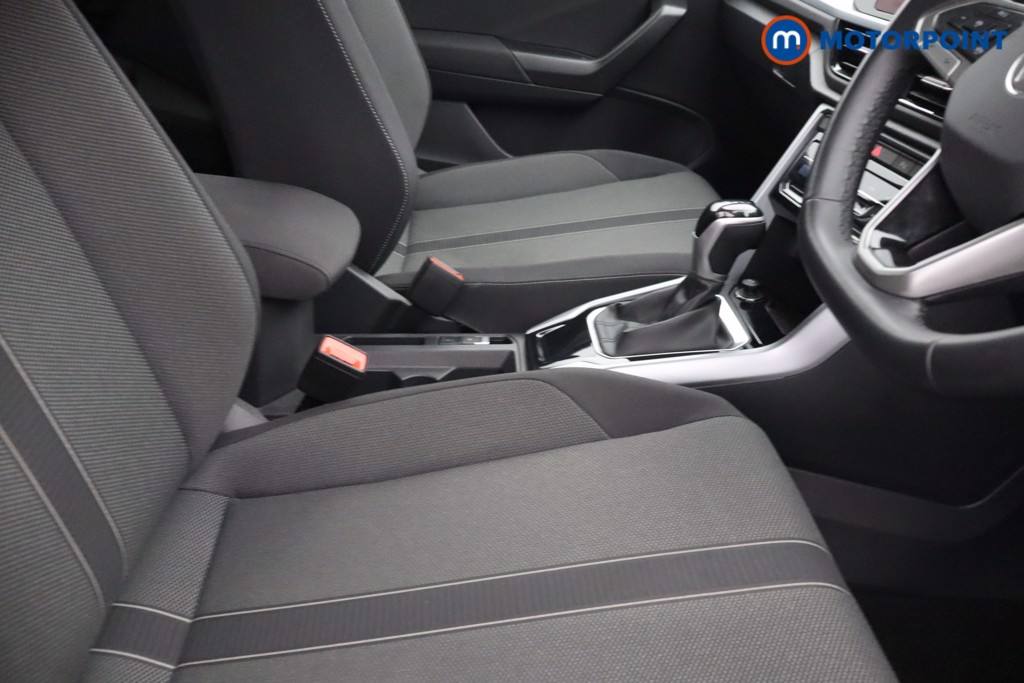 Volkswagen T-Roc Life Automatic Petrol SUV - Stock Number (1634471) - 12th supplementary image