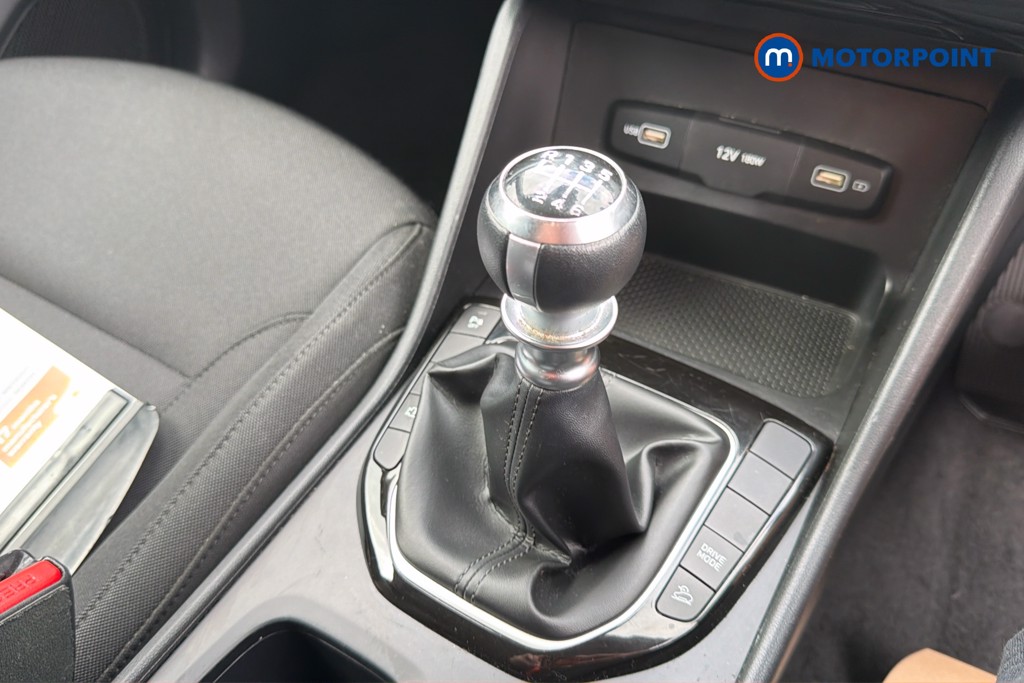 Hyundai Tucson Se Connect Manual Petrol SUV - Stock Number (1636126) - 15th supplementary image