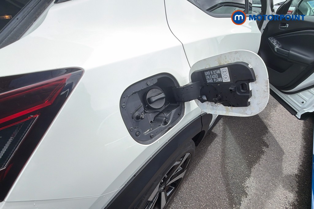 Nissan Juke Tekna Manual Petrol SUV - Stock Number (1636511) - 41st supplementary image