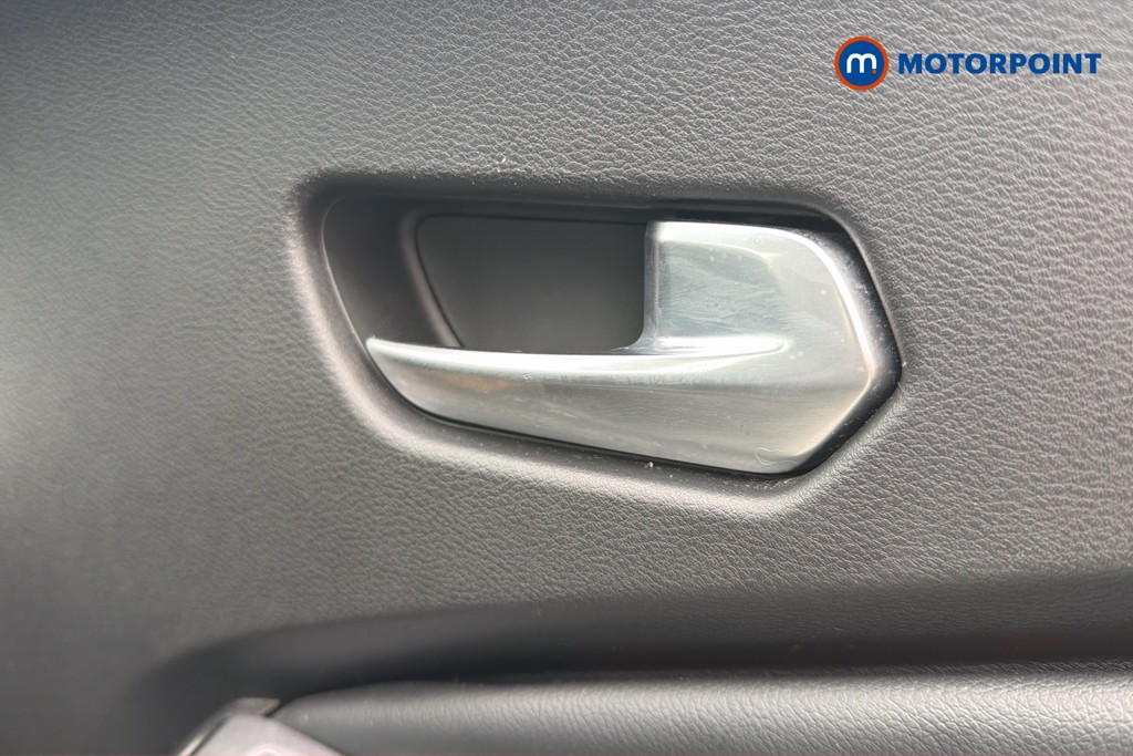 Nissan Juke Tekna Manual Petrol SUV - Stock Number (1636511) - 42nd supplementary image