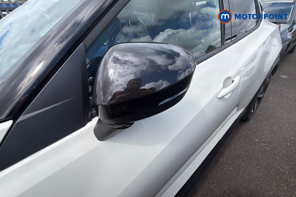 Nissan Juke Tekna Manual Petrol SUV - Stock Number (1636511) - 43rd supplementary image