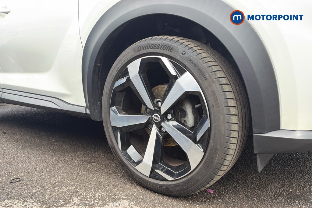 Nissan Juke Tekna Manual Petrol SUV - Stock Number (1636511) - 50th supplementary image