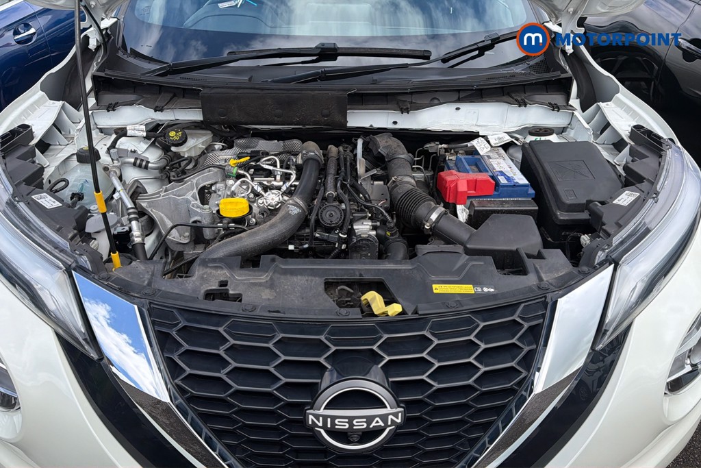 Nissan Juke Tekna Manual Petrol SUV - Stock Number (1636511) - 51st supplementary image
