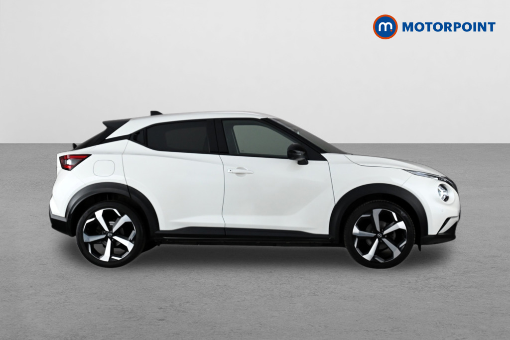 Nissan Juke Tekna Manual Petrol SUV - Stock Number (1636511) - Drivers side