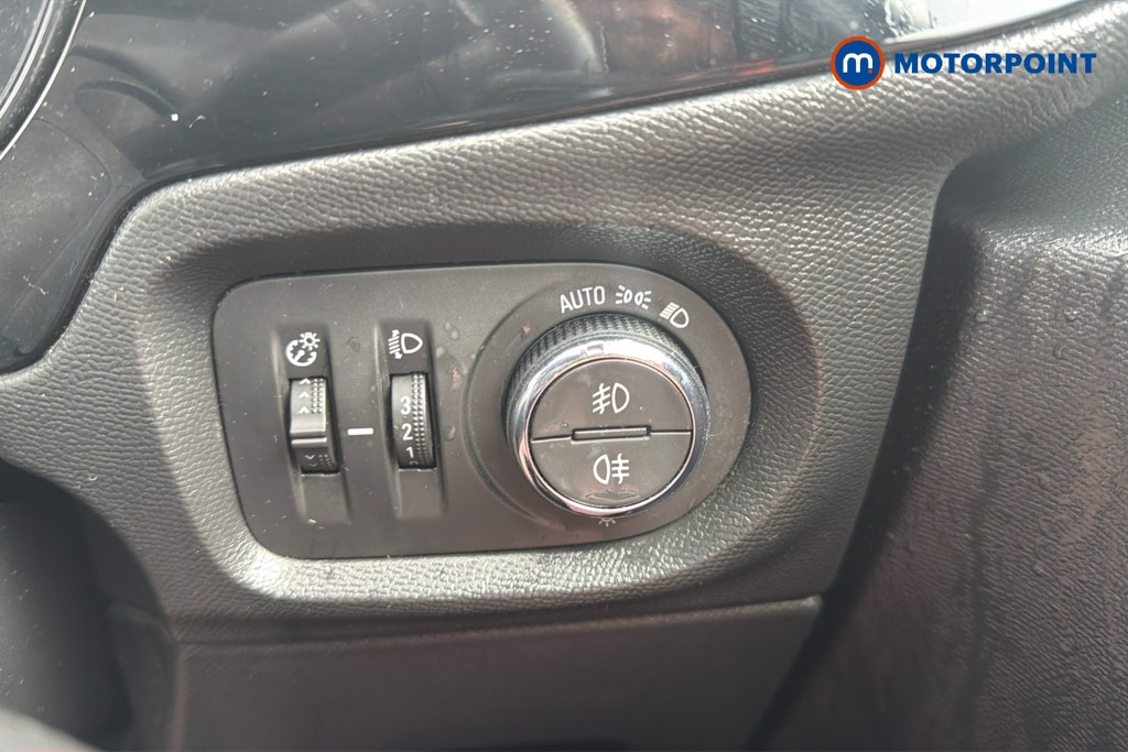 Vauxhall Corsa GS Manual Petrol Hatchback - Stock Number (1637998) - 18th supplementary image