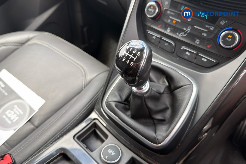 Ford Kuga St-Line X Manual Petrol SUV - Stock Number (1638014) - 15th supplementary image