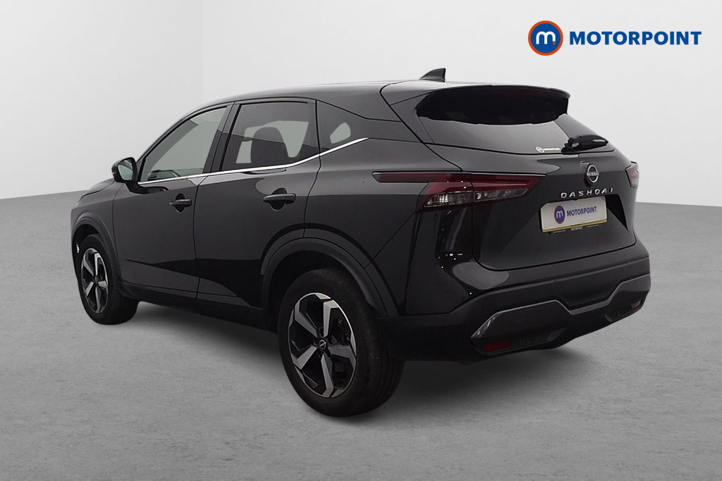 Nissan Qashqai N-Connecta Manual Petrol SUV - Stock Number (1640789) - Passenger side rear corner