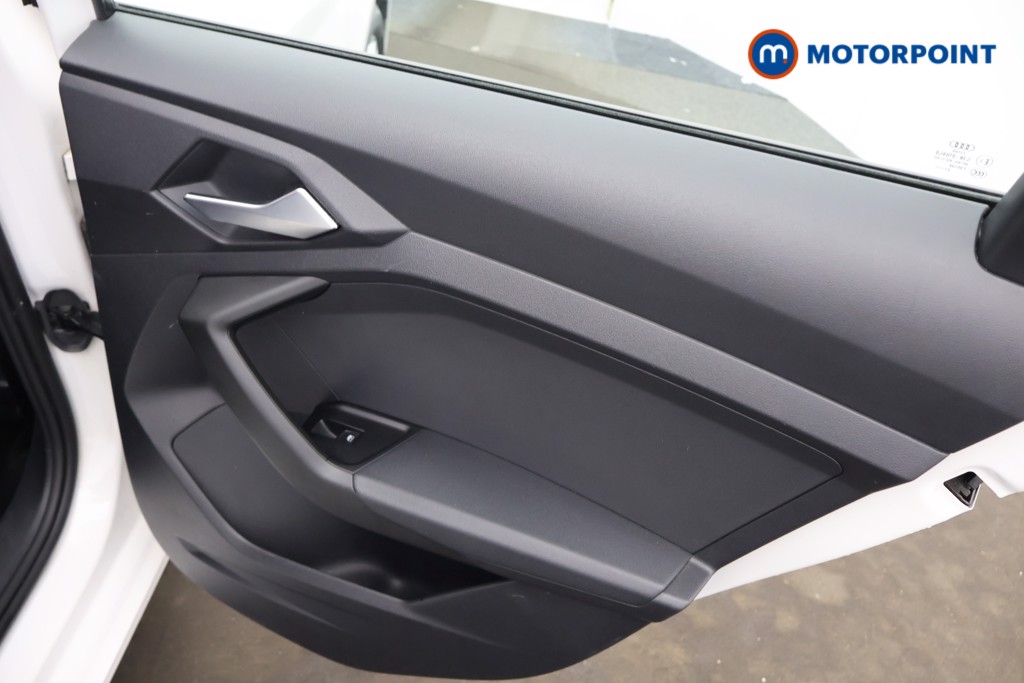 Audi A1 Technik Manual Petrol Hatchback - Stock Number (1641817) - 16th supplementary image