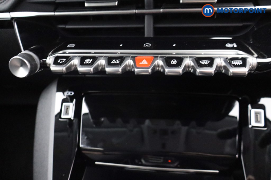 Peugeot 208 Allure Automatic Petrol Hatchback - Stock Number (1641939) - 17th supplementary image