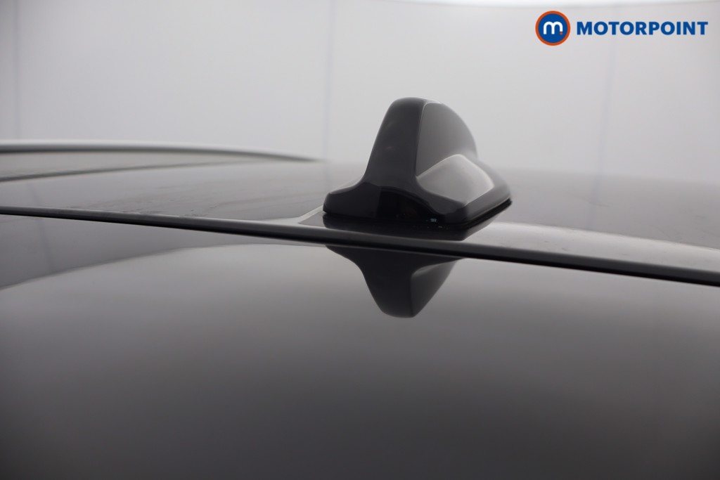 Volvo Xc40 Core Automatic Petrol Plug-In Hybrid SUV - Stock Number (1642190) - 4th supplementary image