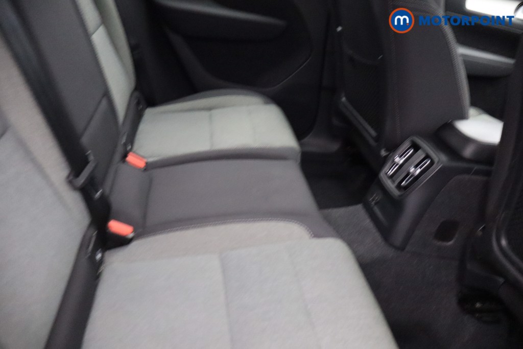 Volvo Xc40 Core Automatic Petrol Plug-In Hybrid SUV - Stock Number (1642190) - 7th supplementary image