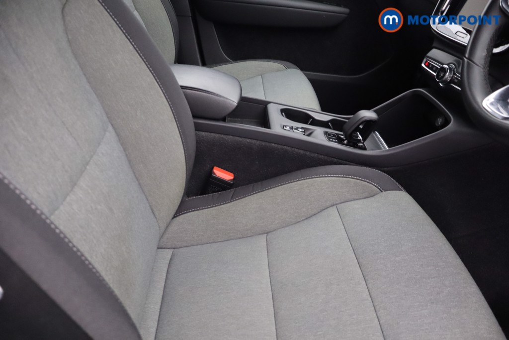 Volvo Xc40 Core Automatic Petrol Plug-In Hybrid SUV - Stock Number (1642190) - 11th supplementary image
