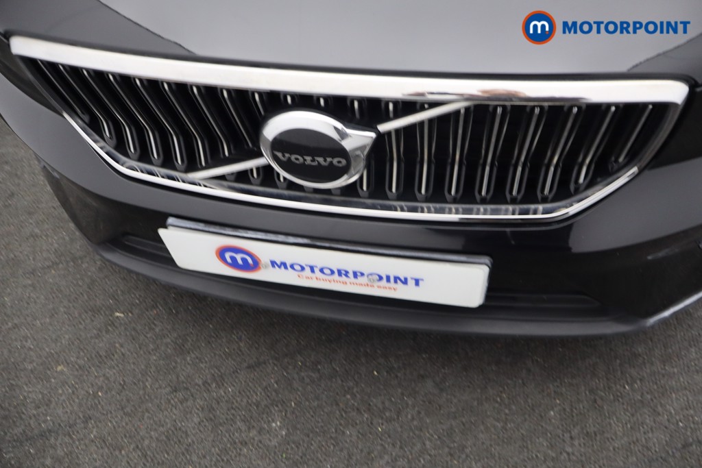 Volvo Xc40 Core Automatic Petrol Plug-In Hybrid SUV - Stock Number (1642190) - 23rd supplementary image
