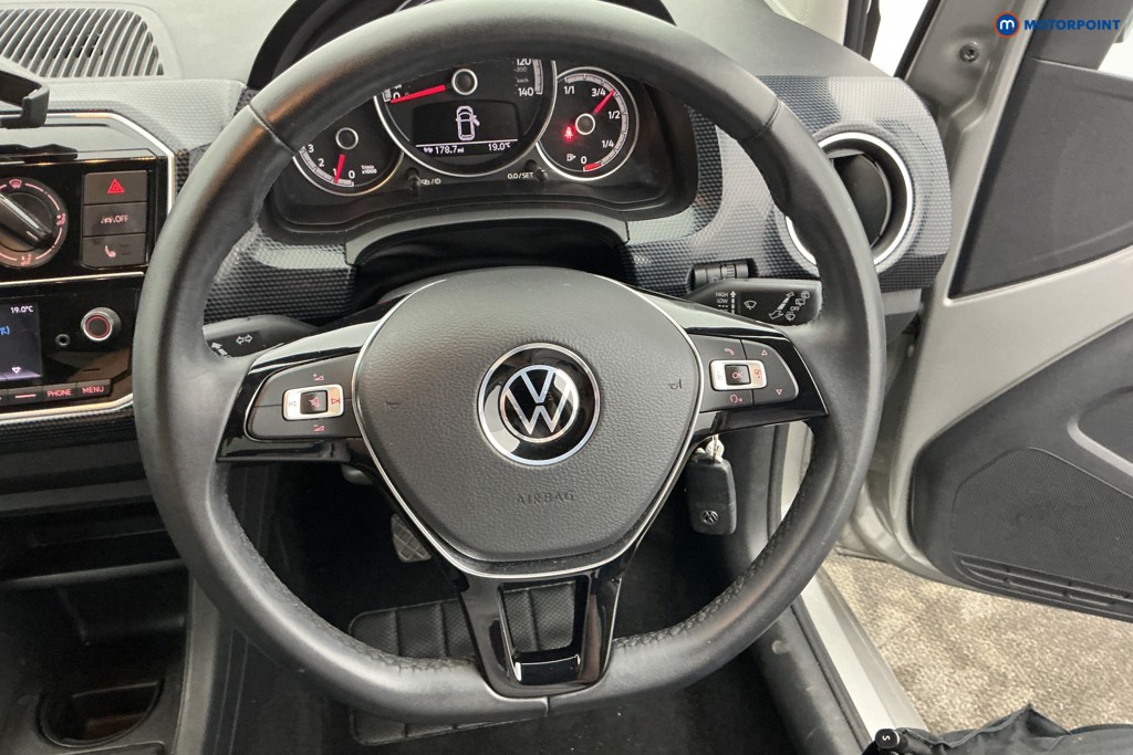 Volkswagen UP R-Line Manual Petrol Hatchback - Stock Number (1642208) - 6th supplementary image