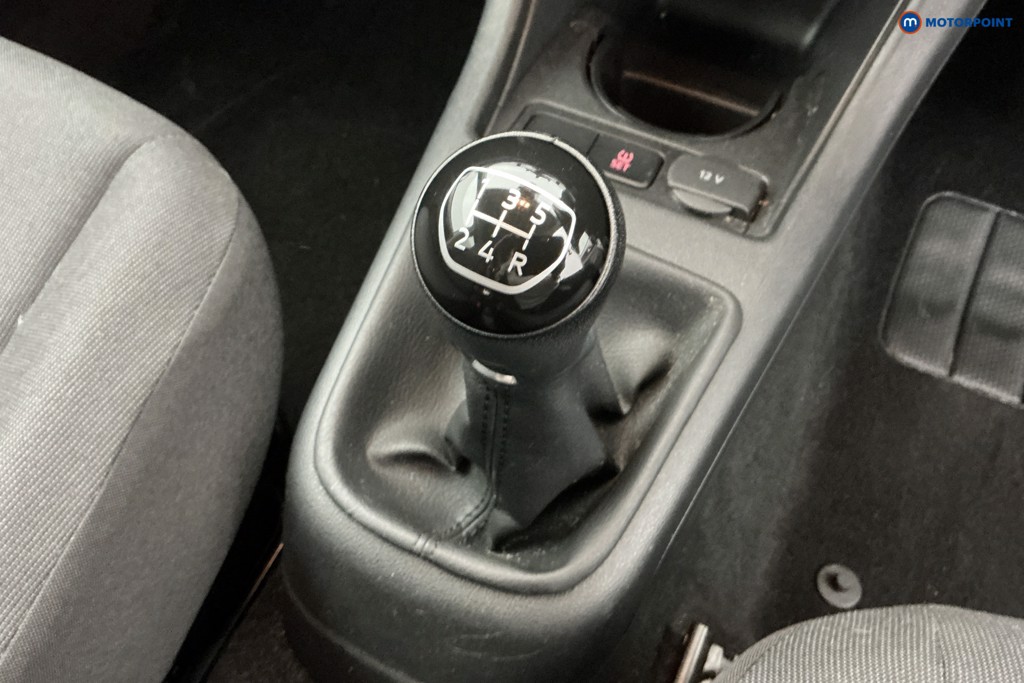 Volkswagen UP R-Line Manual Petrol Hatchback - Stock Number (1642208) - 14th supplementary image